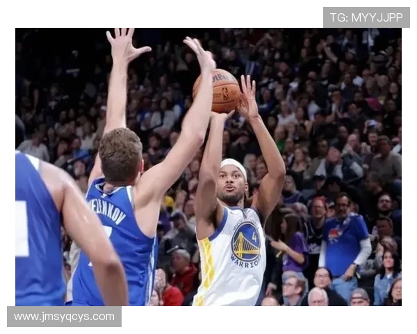 勇士再次迎战相同对手理查德与穆迪继续搭档库追巴首发出战